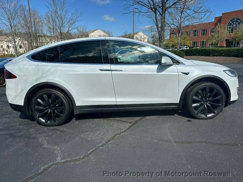 Used 2019 Tesla Model X Long Range image 22