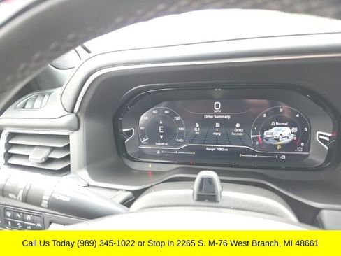 Used 2024 GMC Yukon XL Denali Ultimate w/ LPO, Floor Liner Package AWD/4WD image 42