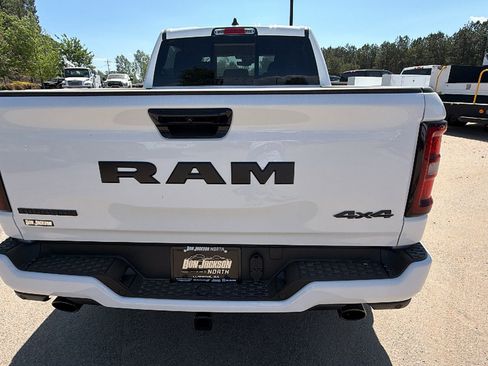 New 2026 RAM 1500 Big Horn w/ Night Edition AWD/4WD image 9