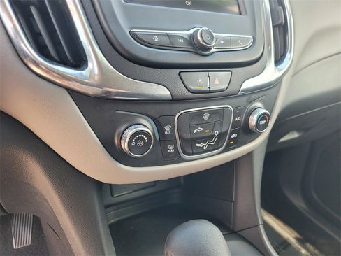 Certified 2023 Chevrolet Equinox LS w/ LS Convenience Package image 24