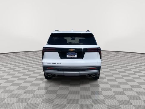 Used 2025 Chevrolet Traverse LT AWD/4WD image 6