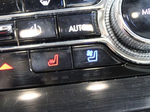 Used 2022 Lincoln Nautilus Reserve w/ Monochromatic Package image 46