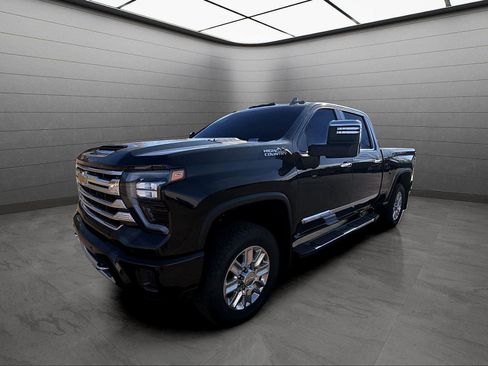 Used 2025 Chevrolet Silverado 2500 High Country w/ High Country Premium Package image 1