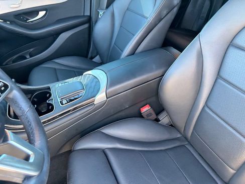 Used 2022 Mercedes-Benz GLC 300 image 20
