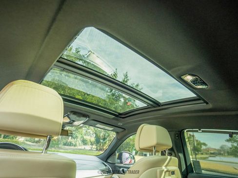 Used 2021 BMW X6 sDrive40i w/ Executive Package image 47