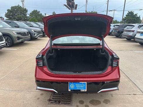 Used 2025 Hyundai Sonata SEL FWD image 17
