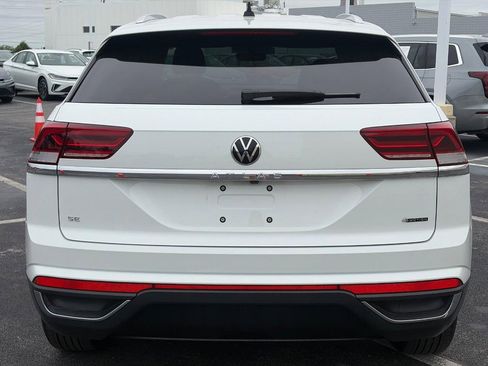 Used 2023 Volkswagen Atlas Cross Sport SE AWD/4WD image 3
