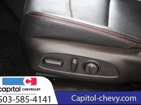 Used 2023 Chevrolet Equinox RS w/ RS Leather Package AWD/4WD image 15