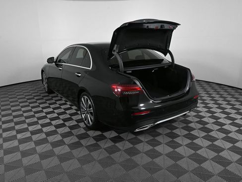 Used 2021 Mercedes-Benz E 350 Sedan image 31