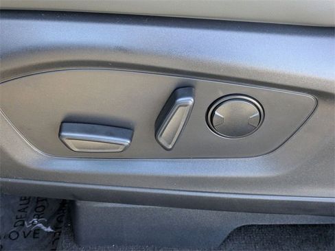 New 2025 Ford Explorer Active w/ Active Comfort Package image 14