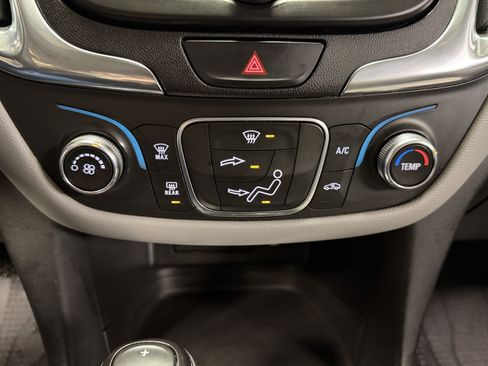 Used 2020 Chevrolet Equinox LS w/ LPO, Floor Liner Package image 14