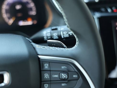 New 2025 Jeep Grand Cherokee Laredo w/ MOPAR Finishing Package image 25