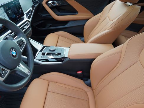 Used 2024 BMW 230i Coupe w/ Premium Package RWD image 12