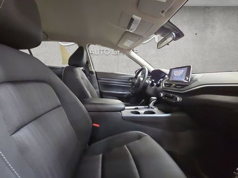 Certified 2025 Nissan Altima 2.5 S FWD image 24
