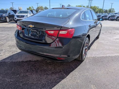 Used 2023 Chevrolet Malibu LT FWD image 4