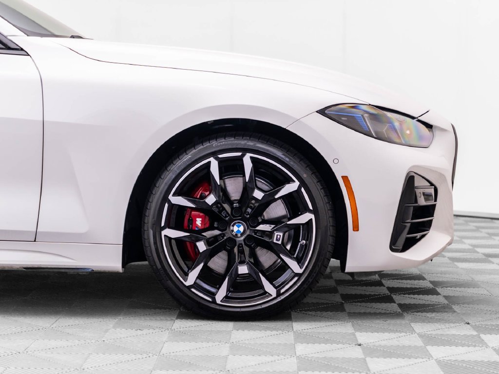 Used 2026 BMW 440i xDrive Coupe w/ Premium Package AWD/4WD image 34