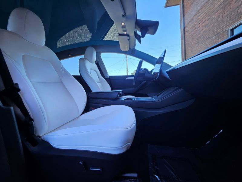 Used 2023 Tesla Model Y Long Range AWD/4WD image 60