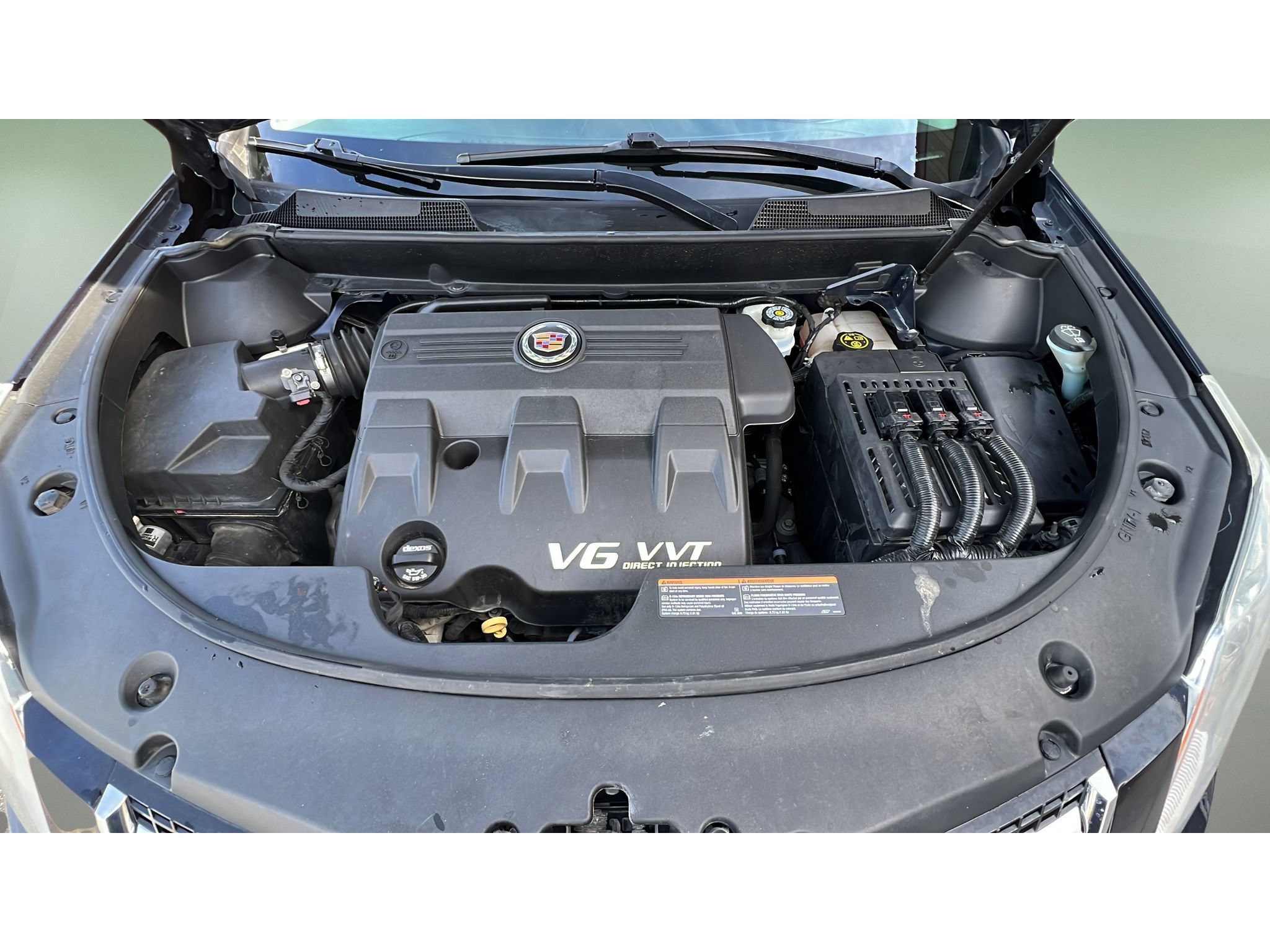 Used 2015 Cadillac SRX Premium AWD/4WD image 33