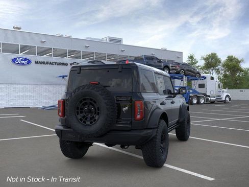 New 2026 Ford Bronco Badlands image 8