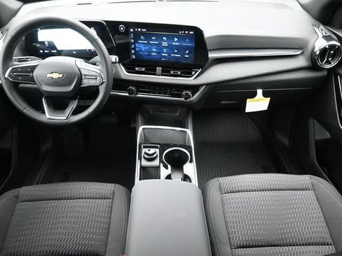 New 2026 Chevrolet Equinox LT w/ LPO, Floor Liner Package AWD/4WD image 20