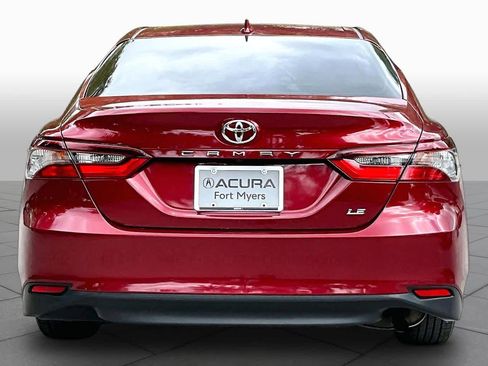 Used 2021 Toyota Camry LE image 5