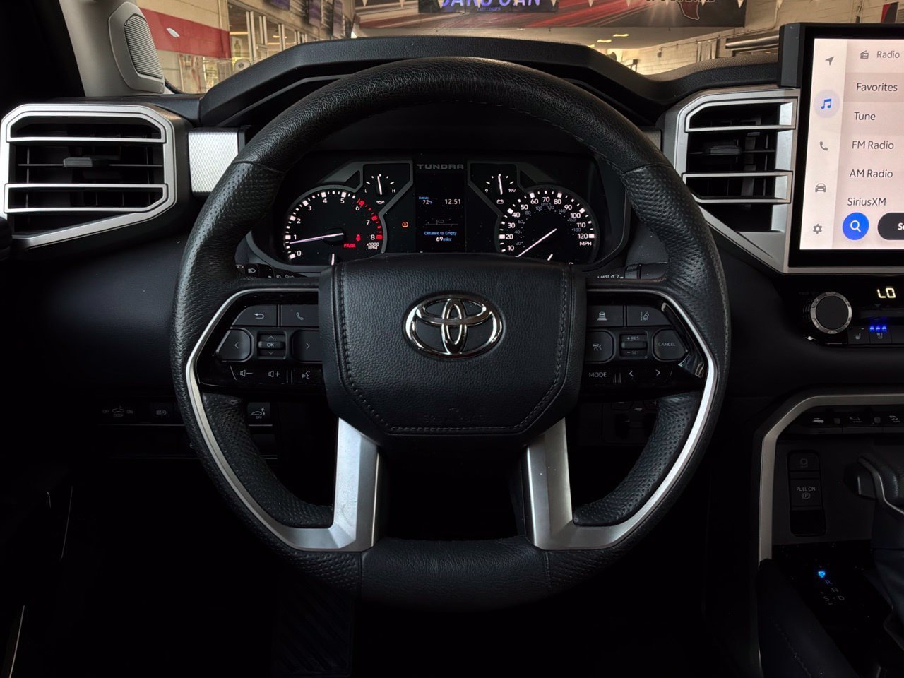 Used 2023 Toyota Tundra Limited AWD/4WD image 43
