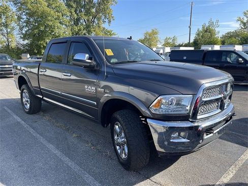 Used 2018 RAM 3500 Laramie image 13