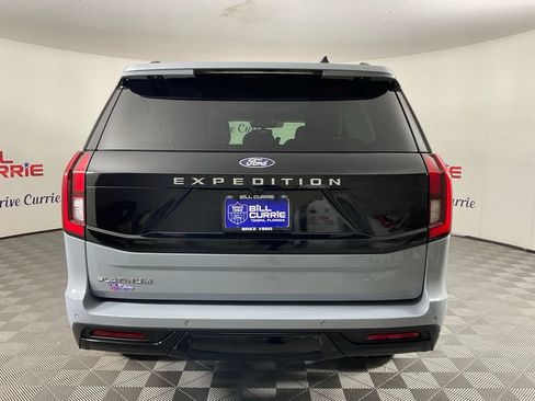 New 2027 Ford Expedition Platinum w/ Driver's Package AWD/4WD image 4