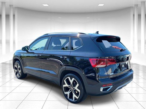 Used 2023 Volkswagen Taos SEL AWD/4WD image 6