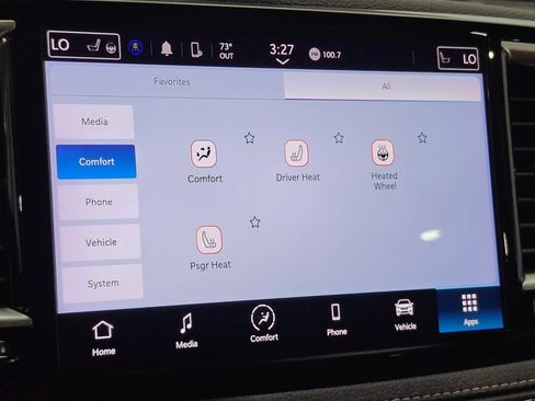 Used 2023 Chrysler Pacifica Touring FWD image 40