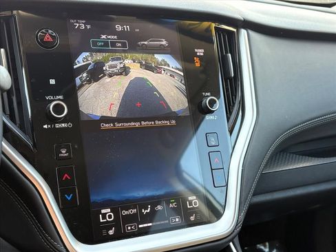 Used 2022 Subaru Outback Premium image 8