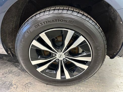 Used 2024 Volvo XC60 B5 Core image 37