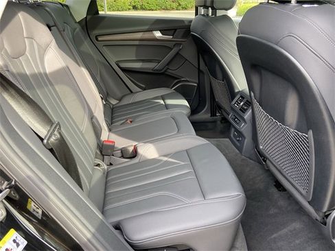 Certified 2025 Audi Q5 2.0T Premium Plus w/ Premium Plus Package image 29