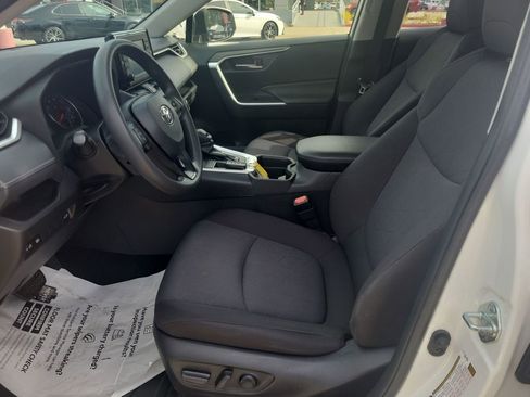 Certified 2019 Toyota RAV4 XLE image 16