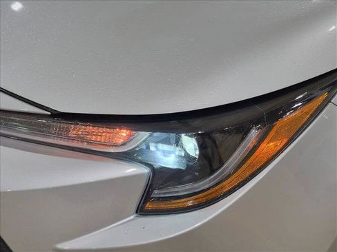 Certified 2024 Toyota Corolla LE FWD image 9