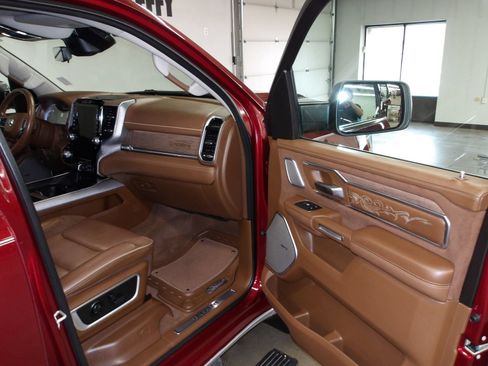 Used 2023 RAM 1500 Limited AWD/4WD image 14