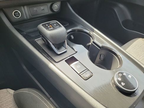 Certified 2023 Nissan Rogue SV AWD/4WD image 33