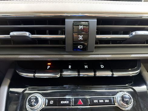 Used 2022 Lincoln Corsair Reserve w/ Equipment Group 201A FWD image 21