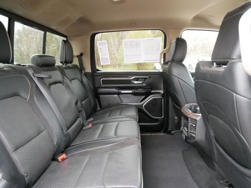 Used 2019 RAM 1500 Laramie image 29