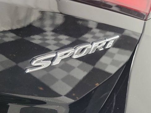 Certified 2024 Honda Civic Sport image 8