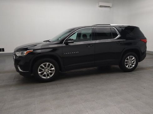 Used 2018 Chevrolet Traverse LT FWD image 2