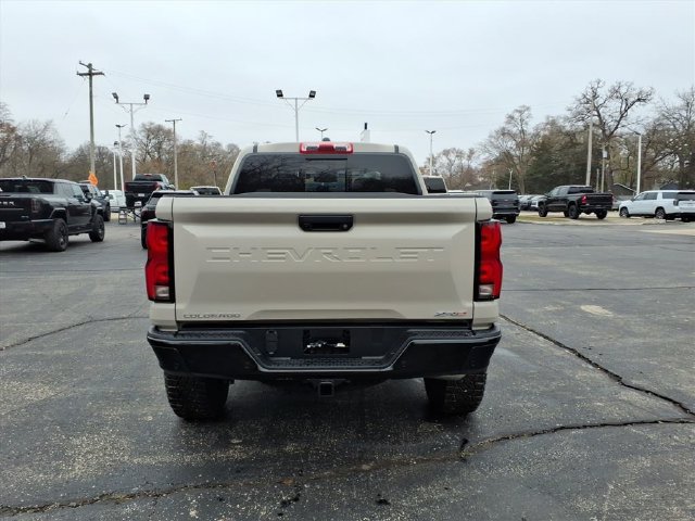 New 2026 Chevrolet Colorado ZR2 w/ Technology Package AWD/4WD image 8