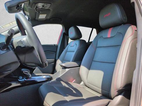 New 2026 Chevrolet Trax RS w/ Driver Confidence Package FWD image 4