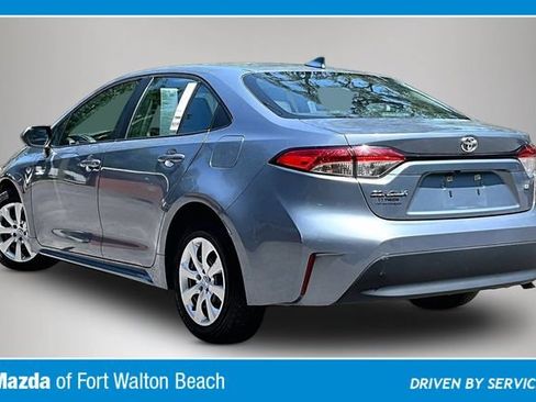 Used 2024 Toyota Corolla LE FWD image 4
