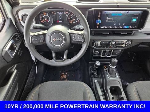 Used 2025 Jeep Wrangler Unlimited Sport AWD/4WD image 11