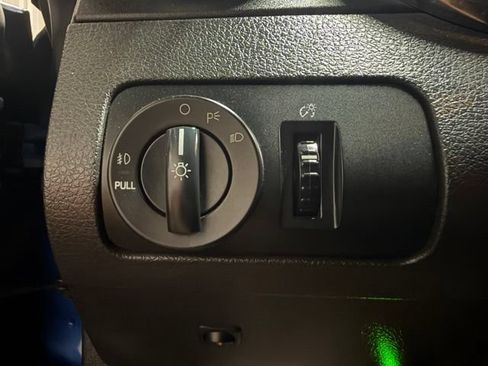 Used 2007 Ford Mustang GT Premium RWD image 35