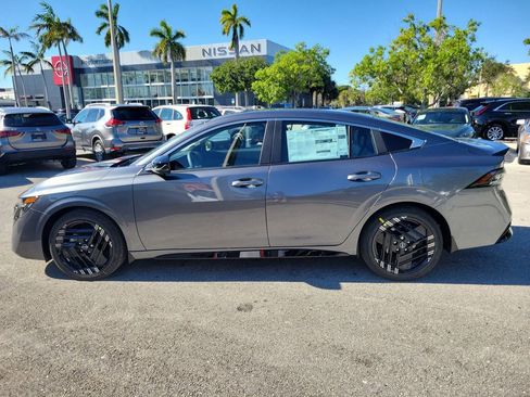 New 2026 Nissan Sentra SR image 6