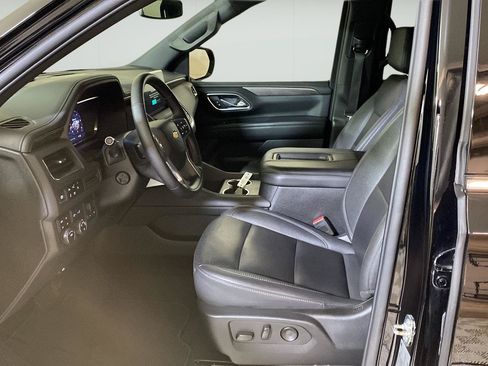 Used 2023 Chevrolet Tahoe LT w/ LT Signature Package AWD/4WD image 16
