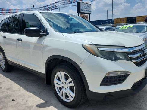 Used 2016 Honda Pilot LX image 1
