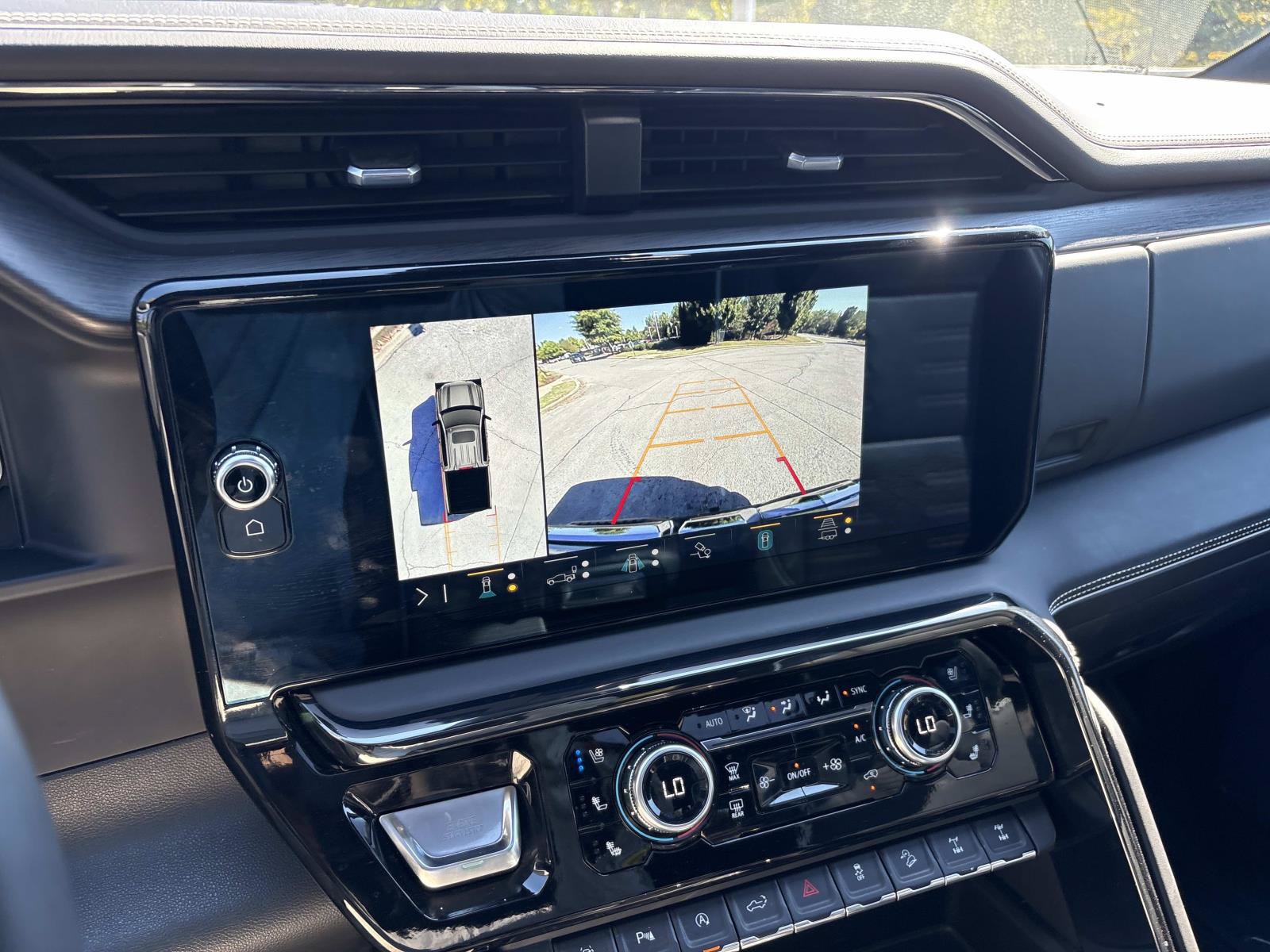 Used 2023 GMC Sierra 1500 AT4X AWD/4WD image 22